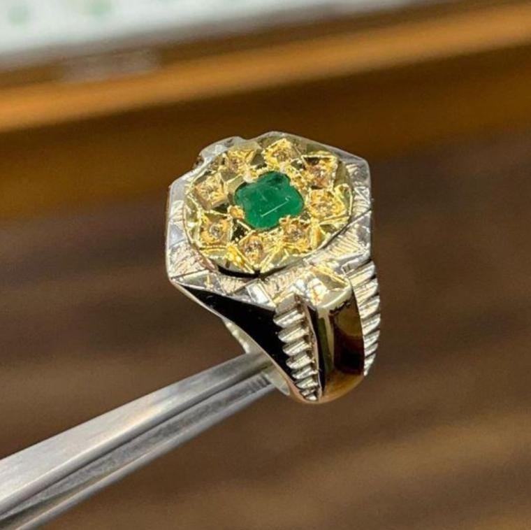 Handcrafted 1 Carat Rich Green Emerald Ring For Men, 925 Sterling Silver Emerald Stone Ring, Emerald Gemstone Ring