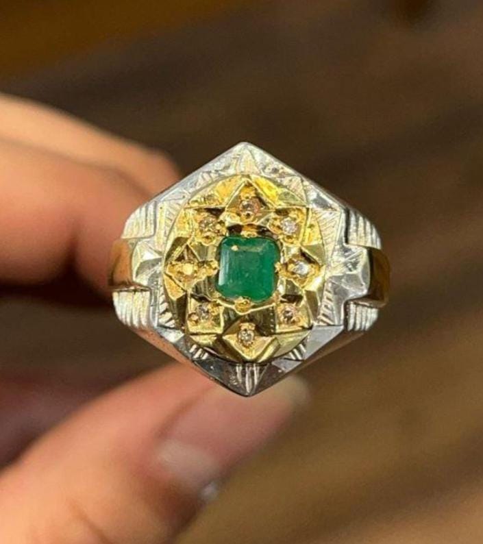 Handcrafted 1 Carat Rich Green Emerald Ring For Men, 925 Sterling Silver Emerald Stone Ring, Emerald Gemstone Ring